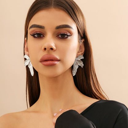Retro Leaf Earrings Fashion Metal Floral Design For Women