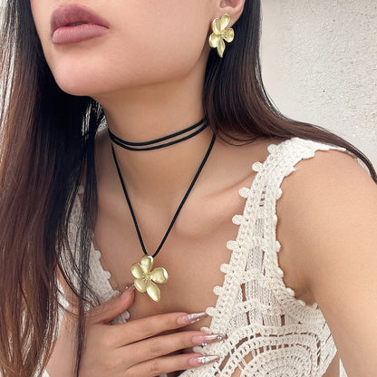 Metal Flower Pendant Necklace And Clip-On Earring Set