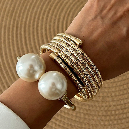 Trendy Multi-Layer Pearl Bracelet Set with Alloy Finish