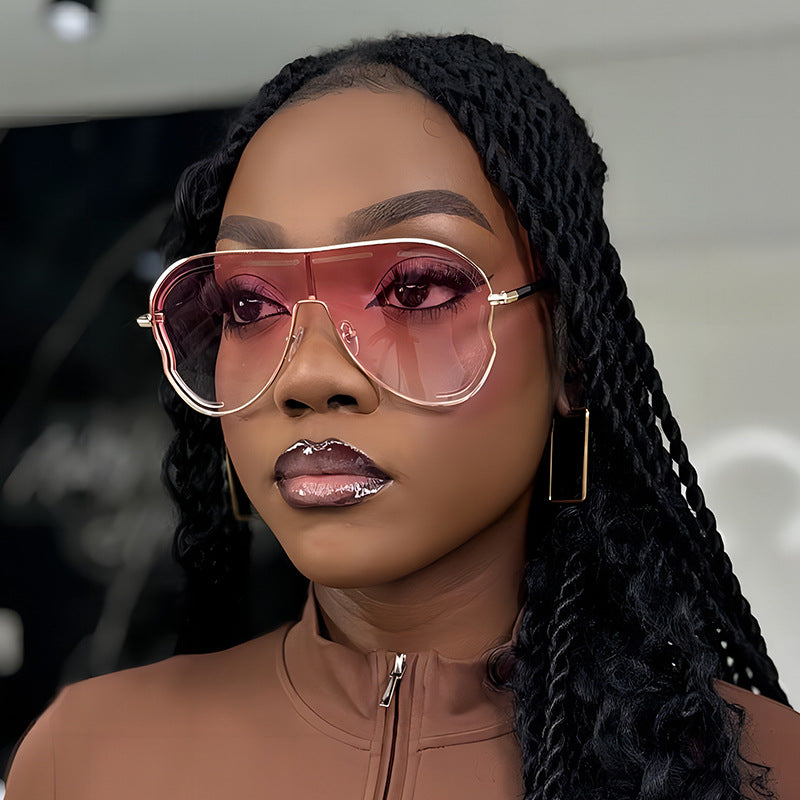 Trendy Oversized Cat-Eye Sunglasses UV400 Protection