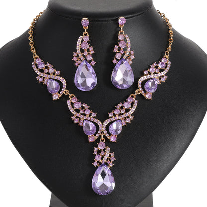 Exaggerated Vintage Necklace and Earring Set
