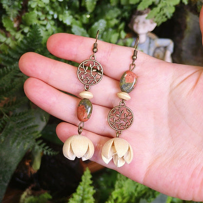 Vintage Leaf Design Handmade Earrings with Natural Green Stone