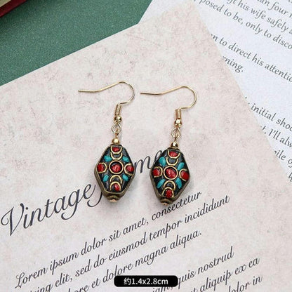 Original Niche Nepal Exotic Tibetan Ethnic Earrings Retro Temperament Simple Earrings Show Face Thin Earrings.