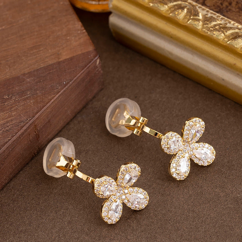 Cute Elegant Zirconia Clover Clip-On Earrings For Women