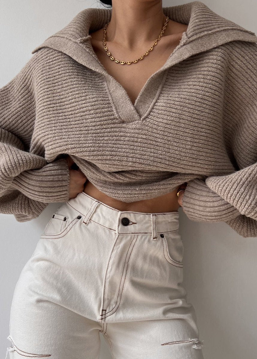 Oversized Ribbed Knit Sweater With Collar