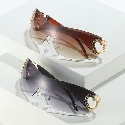 Trendy Y2K Heart-Shaped Sunglasses Unique Fashion Eyewear