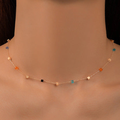 Trendy Minimalist Beaded Necklace With Resin Pendant