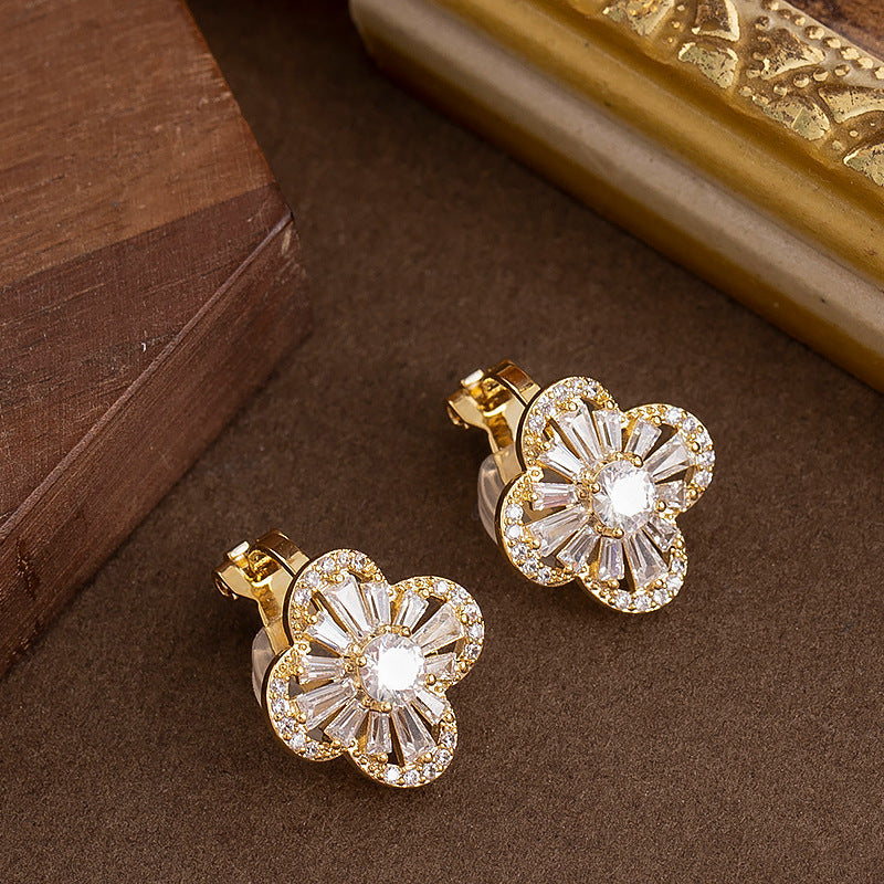 Trendy Gold Clovers Ear Clips With Zirconia Stones For Women