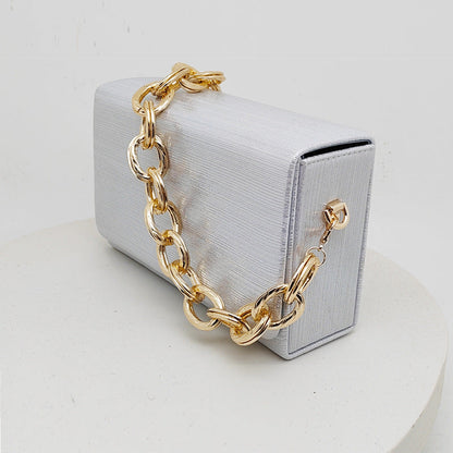 Chic Chain Shoulder Bag Stylish Small Tote