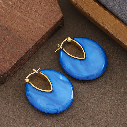 Fashionable Geometric Resin Hoop Earrings For Elegant Occasions