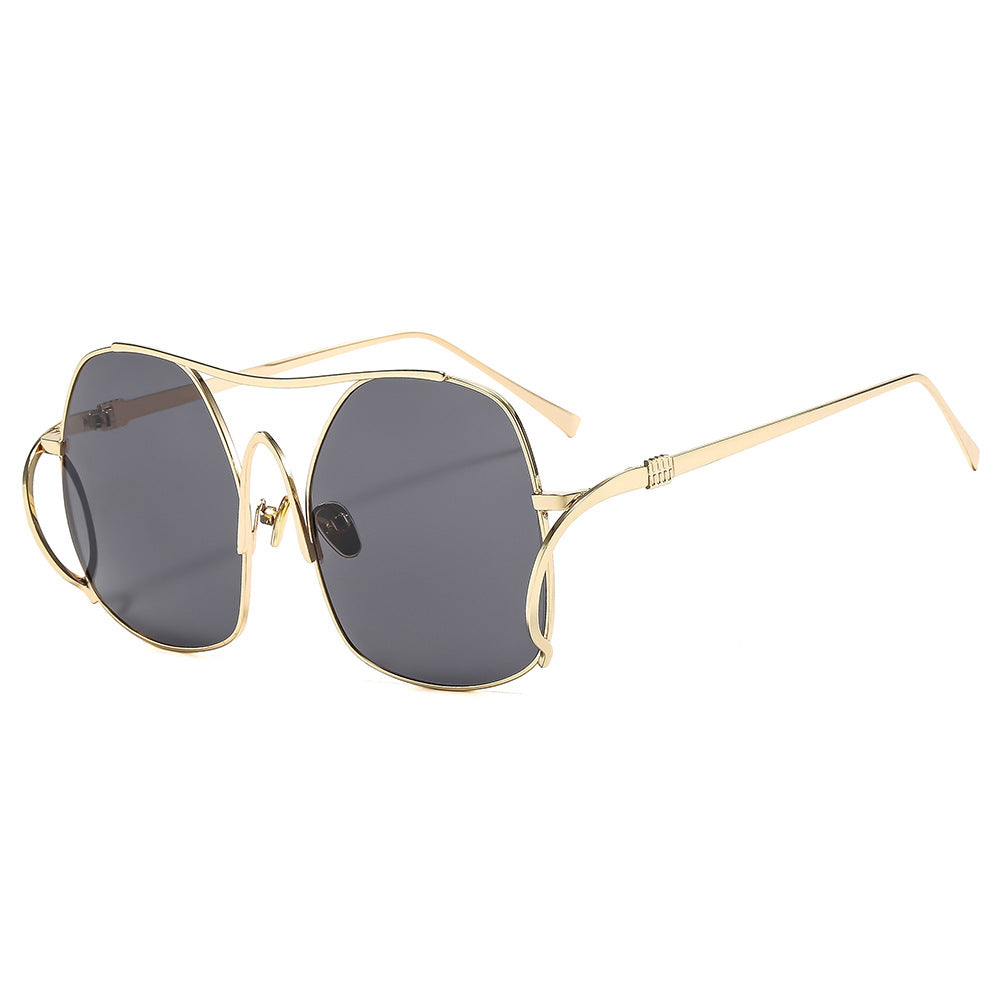 Fashionable Oversized UV400 Sunglasses for Men and Women