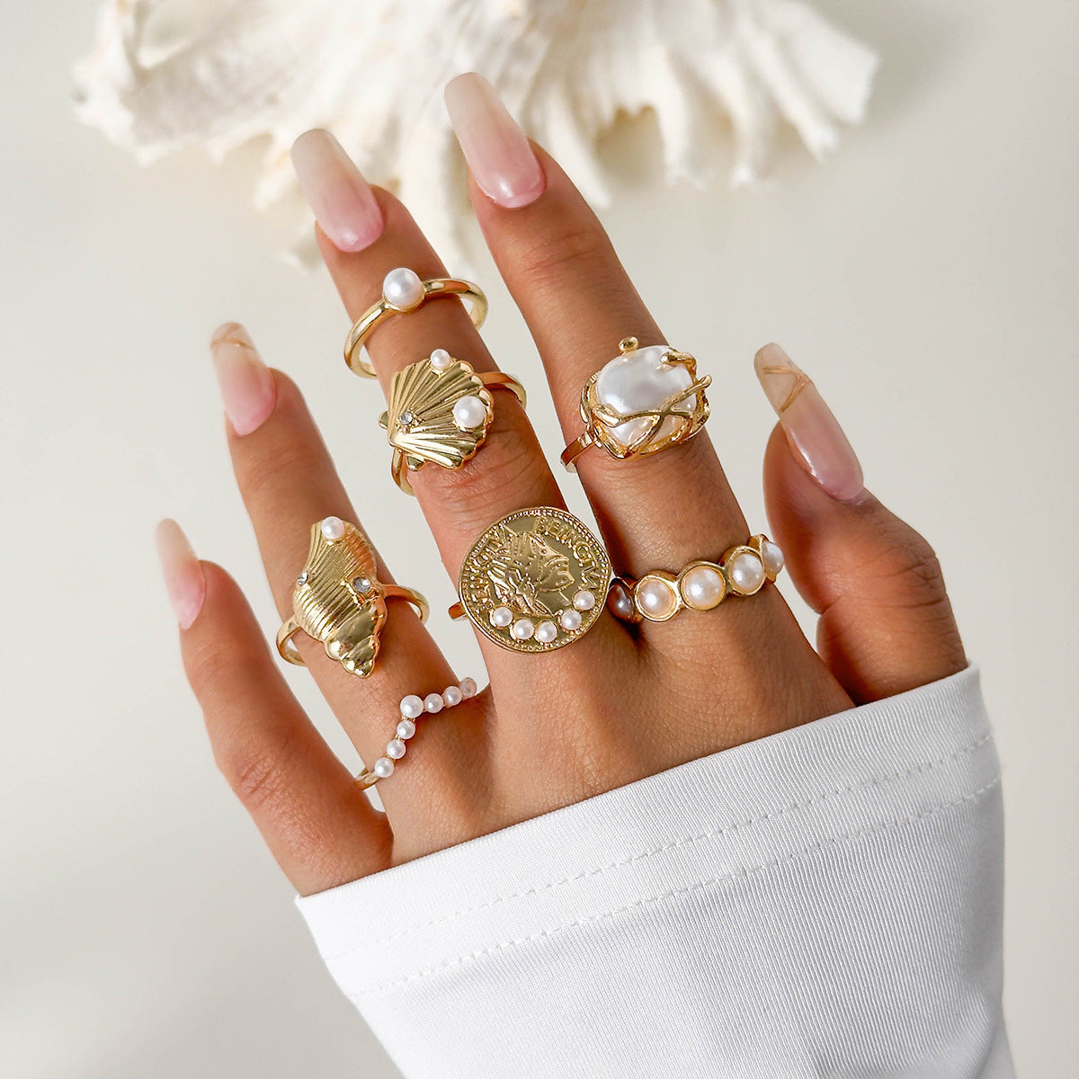 Flower-Decorated Pearl Ring Set Retro Baroque Geometric Rings