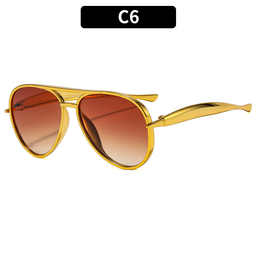 Trendy Oversized UV400 Sunglasses for Outdoor Activities