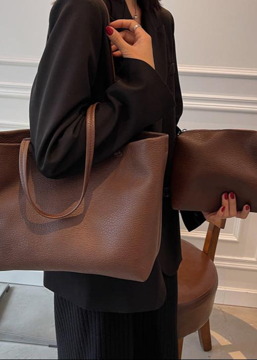 Soft Leather Tote Bag In Beige And Brown