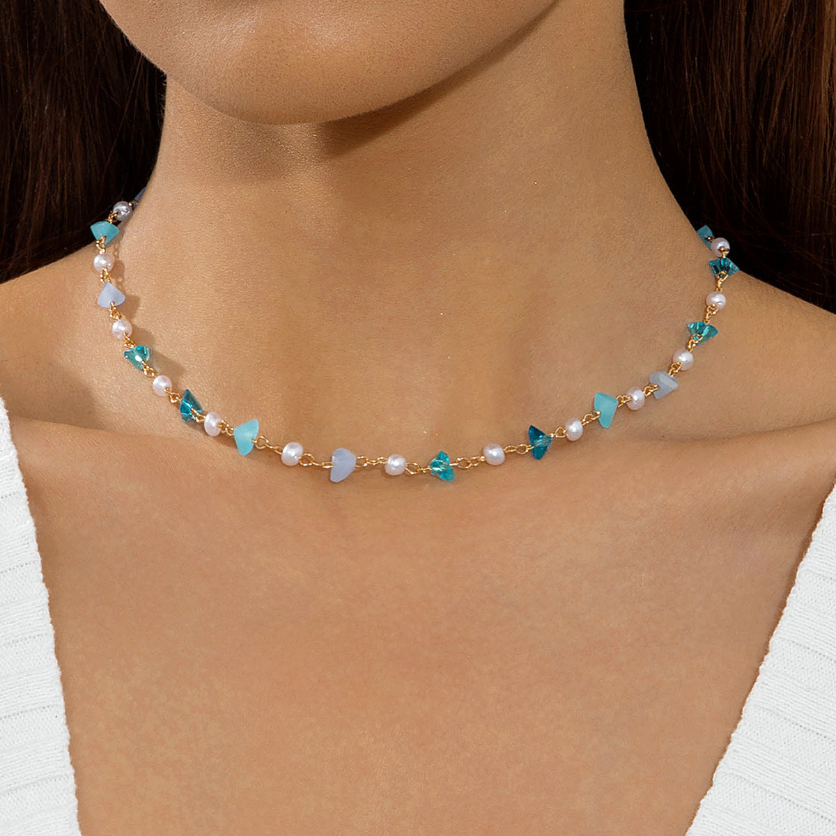 Trendy Minimalist Beaded Necklace With Resin Pendant