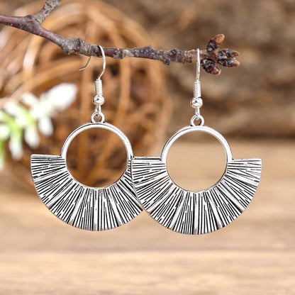 Vintage Hollow Circular Earrings Exaggerated Alloy Drop Earrings for Women
