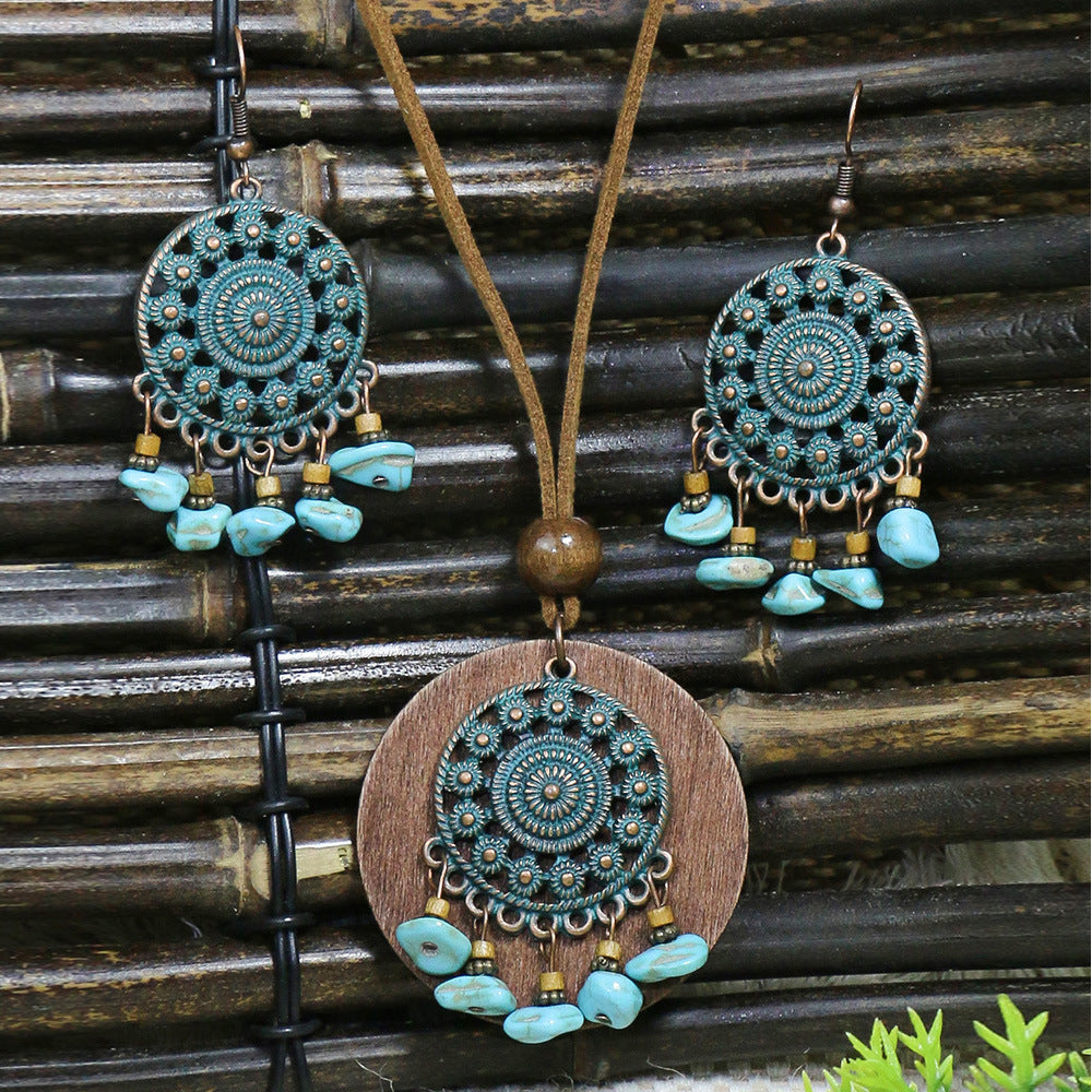 Vintage Floral Alloy Wood Pendant Necklace Set