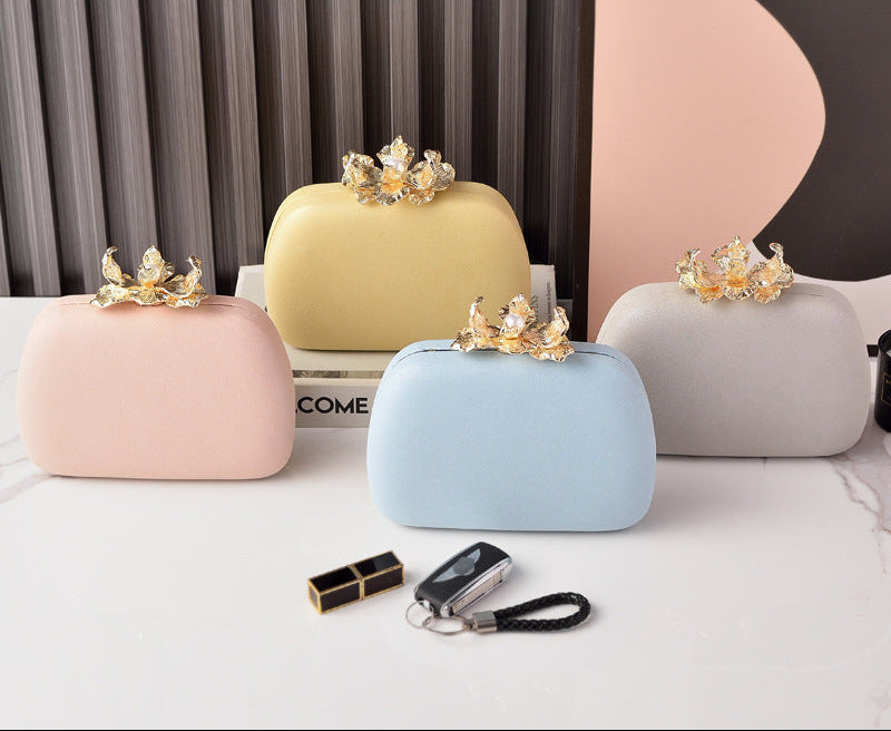 Chic Floral Evening Clutch Bag in Pastel Colors
