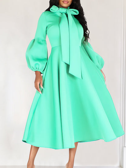 Elegant High-Waisted Dress With Puff Sleeves And Flared Skirt