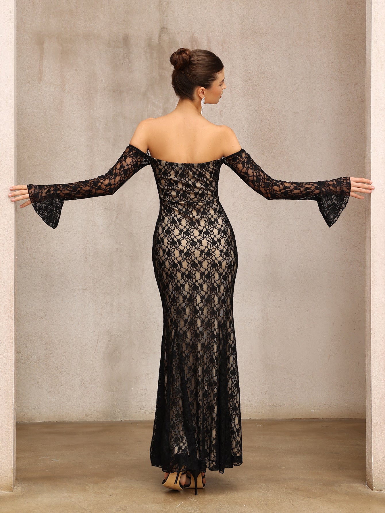 Elegant Lace Off-Shoulder Bodycon Midi Dress for Parties