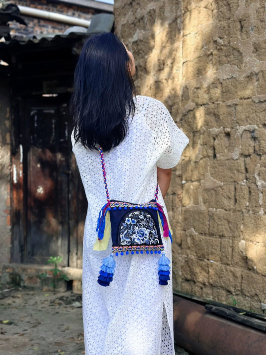 Ethnic Style Embroidered Diagonal Hanging Small Bag, Fringed Bag, Ancient Style Embroidered Bag