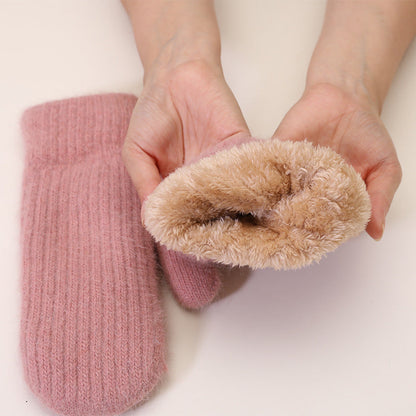 Simple Padded Knit Mittens Gloves