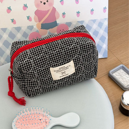 Color Block Heart Plaid Quilted Makeup Bag