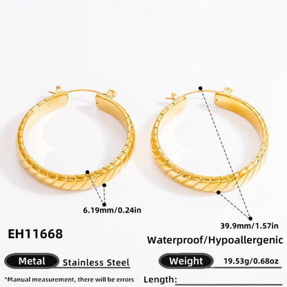 Fashionable Titanium Steel Heart Shaped Earrings with 18K Gold Plating