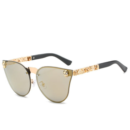 Gothic Stylish Sunglasses With Skull Design