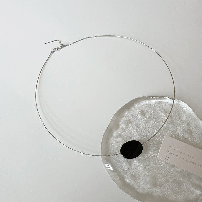 Minimalist Resin Pendant Chain Choker Necklace