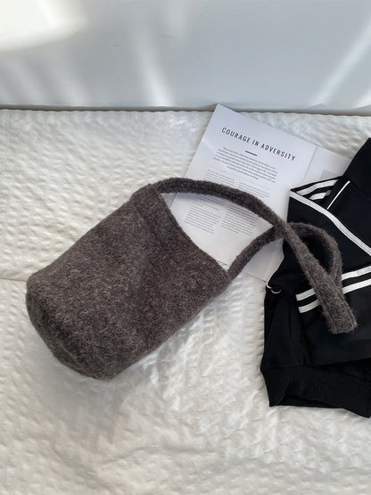 Simple Solid Color Plush Shoulder Bucket Bag