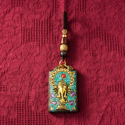 Nepal Exotic Keychain Pendant Creative Personality Men'S And Women'S Car Chain Red Hand Woven Rope Pendant