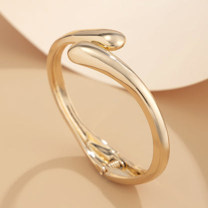 Fashionable Irregular Alloy Spring Bracelet Set