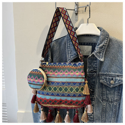 Ethnic Style Large Capacity Shoulder Bag Trendy Fringe Crossbody Bag