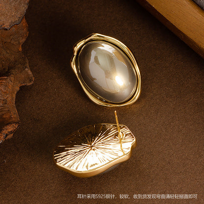 Fashionable Oval Pearl Stud Earrings With 925 Silver Posts