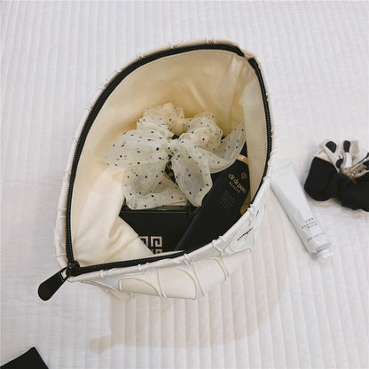 Trendy Irregular Geometric Jacquard Makeup Bag