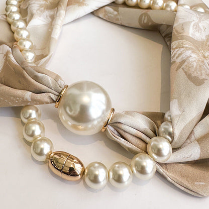Elegant Magnetic Clasp Pearl Necklace Scarf