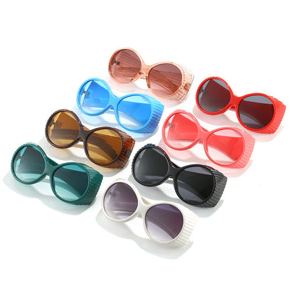 Fashionable Oversized Oval Sunglasses for Women
