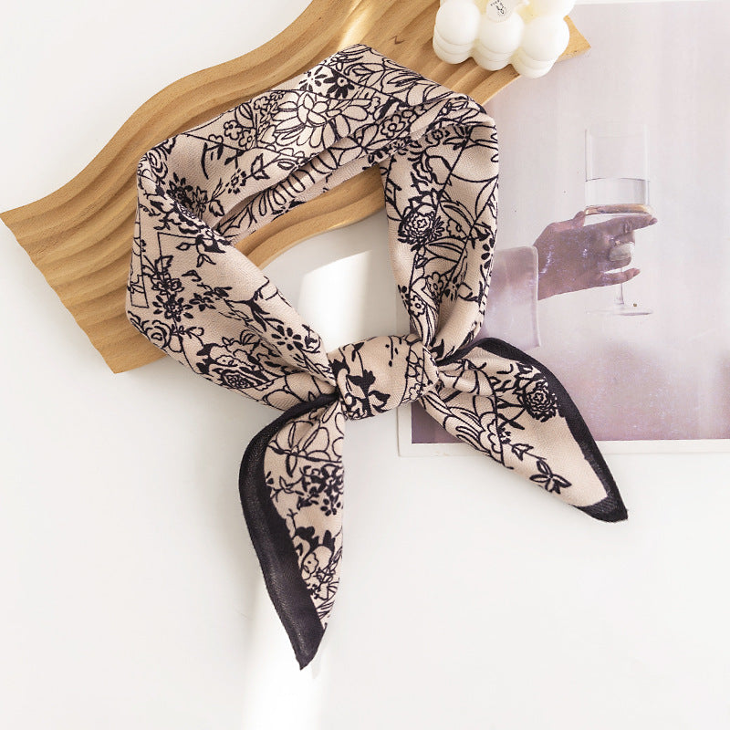Scarvii - Floral Outline Pattern Square Scarf