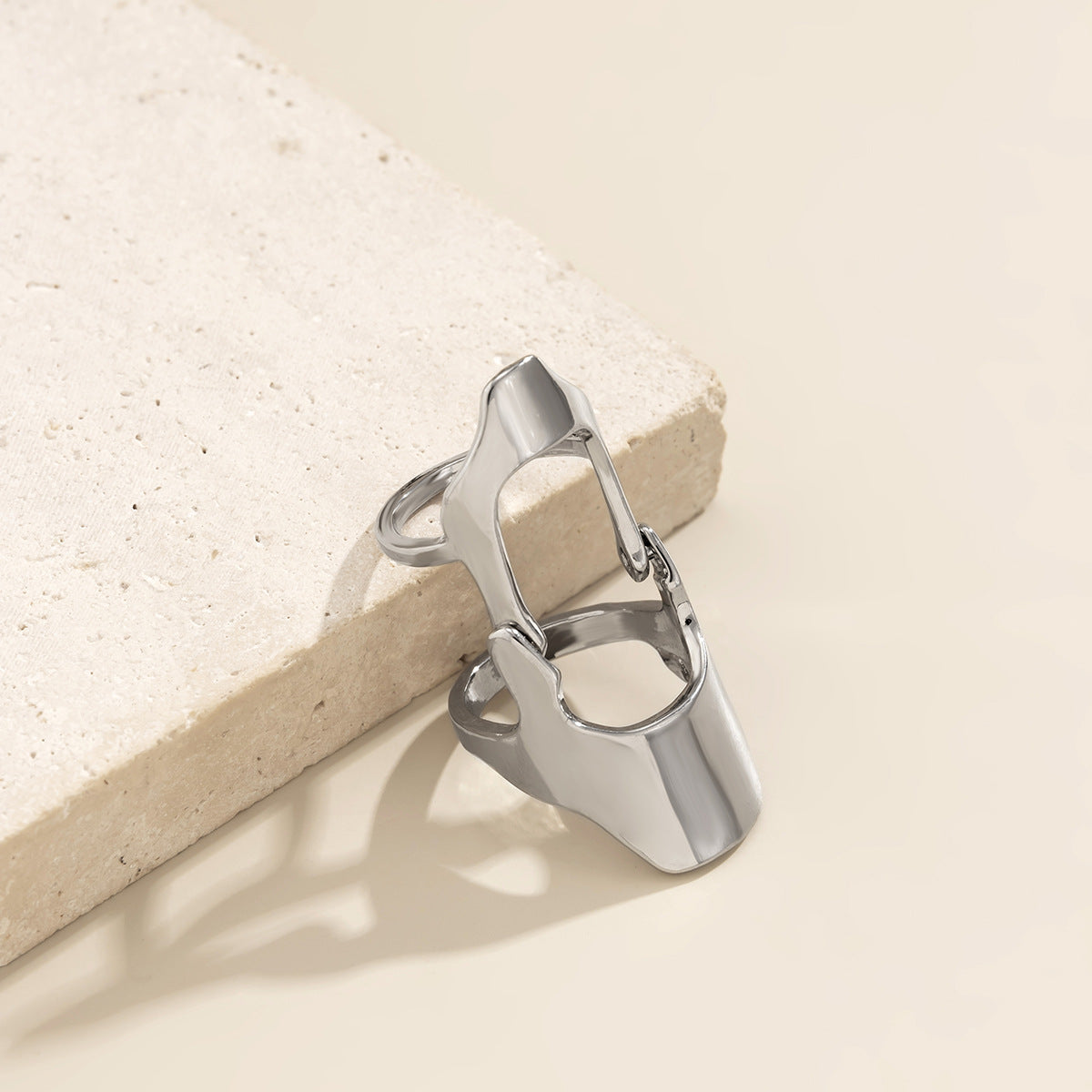 Hellow Geometric Exaggerated Index Ring
