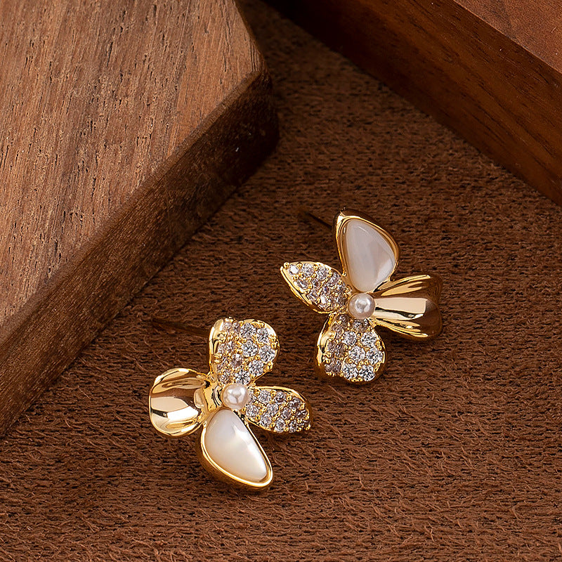 Elegant Shell Butterfly Pearl Earrings With 925 Silver Posts