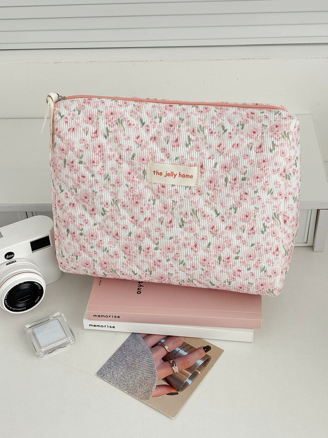 Flower Pattern Velvet Makeup Bag Cute Portable Travel Case