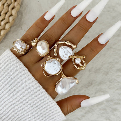 Geometric Baroque Pearl Ring Set With Floral Design