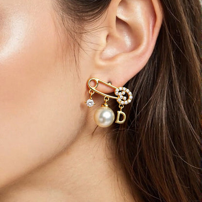 Elegant 925 Silver Pearl Earrings with Geometric Design