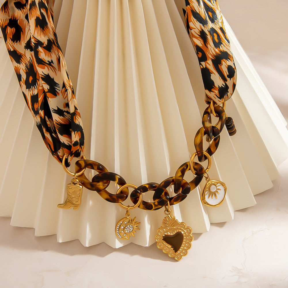 Stylish Heart-Shaped Acrylic Lock Pendant Necklace