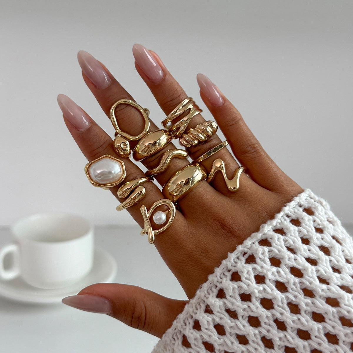 Irregular Metal Shine Rings For Women With Baroque Pearl Design