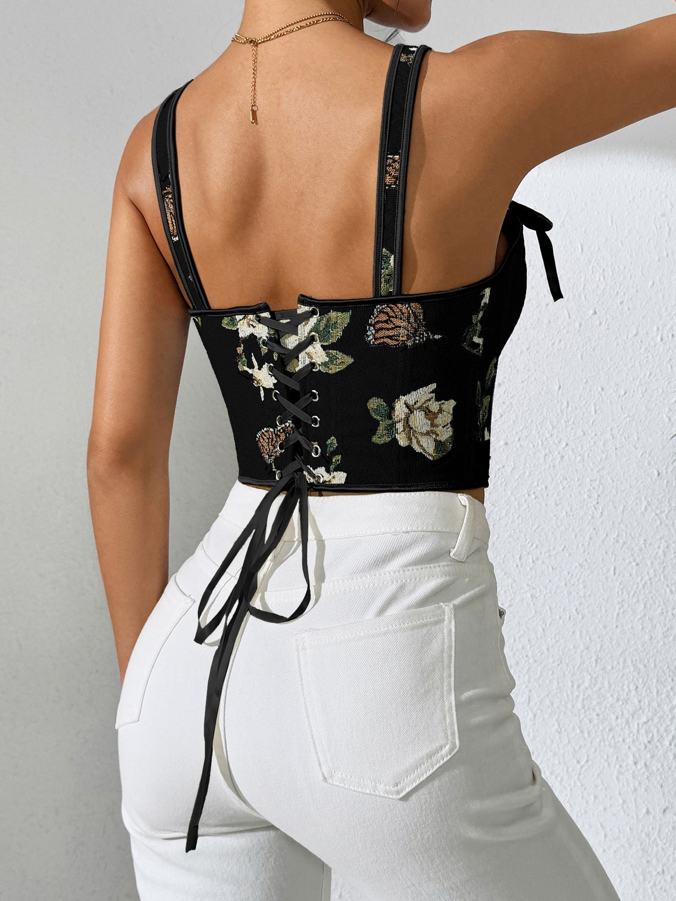 Retro Black Tank Top With Floral Design For Casual Wear