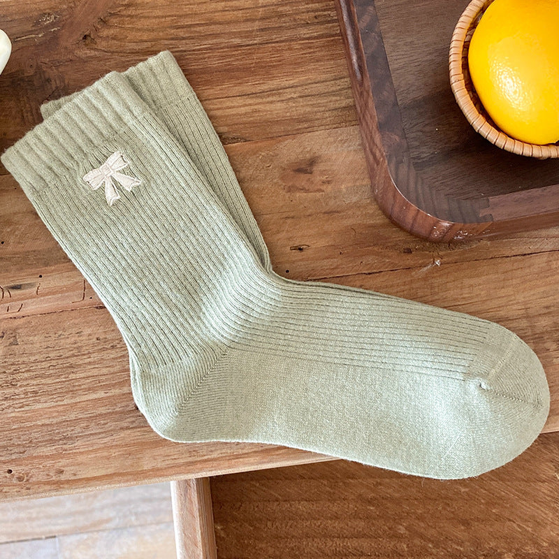 Bow Embroidery Solid Color Cotton Crew Socks