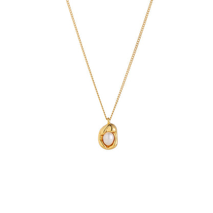 Simple Pearl Necklace
