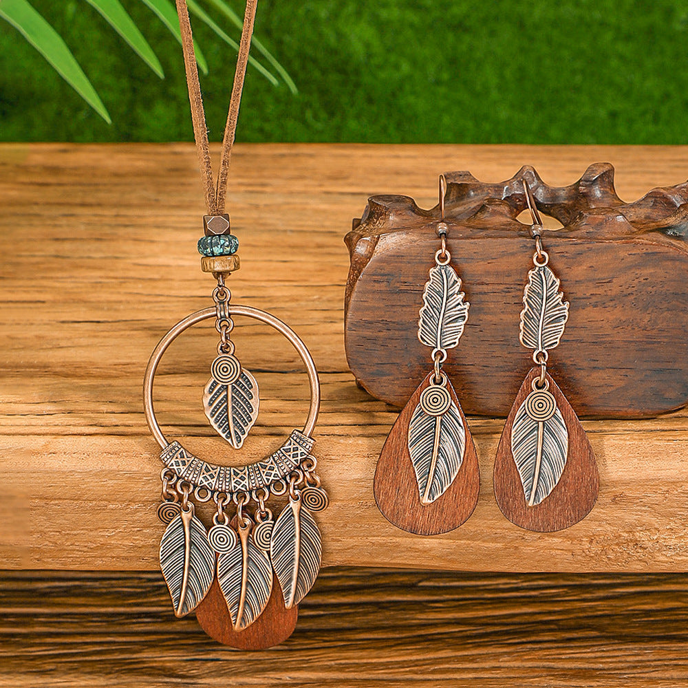 Bohemian Vintage Alloy Pendant Necklace With Spider Web Dreamcatcher